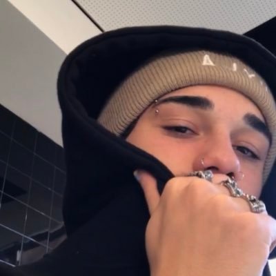 Profile Picture of Reis Paul ¿*🦋 (@gonsalopaul) on Twitter