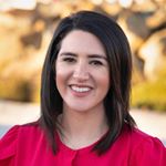 Profile Picture of Molly Zive, LCSW (@mollyzivetherapy) on Instagram