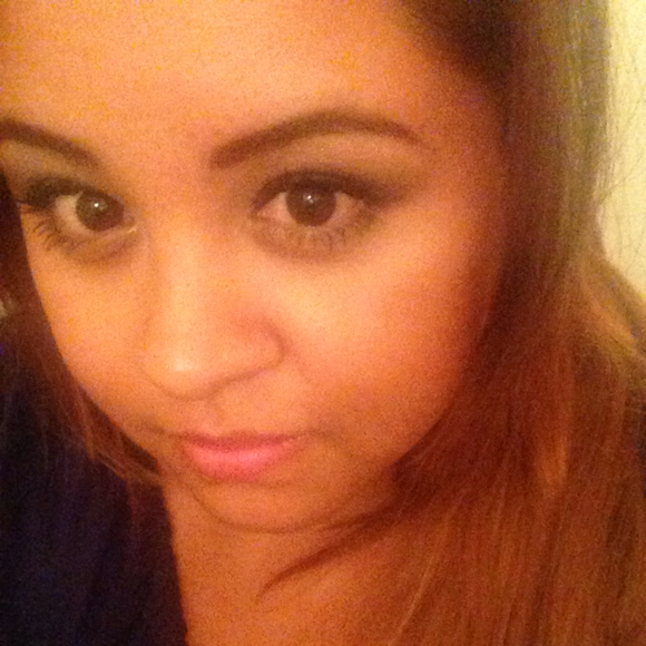 Profile Picture of Yuri Cruz (@laty) on Poshmark