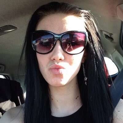 Profile Picture of Rebecca Gillen (@Bnastyallstar) on Twitter