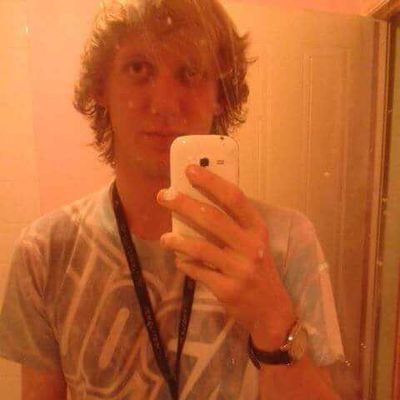 Profile Picture of Jay Withey (@CxriousityKills) on Twitter