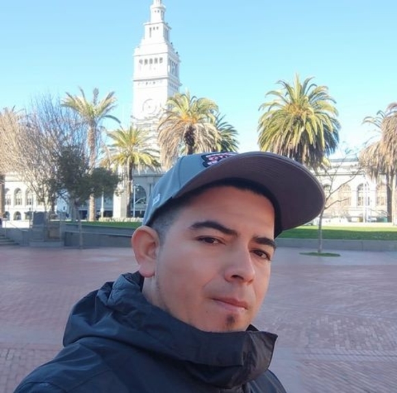 Profile Picture of Jose Forero (@calvoforerojose) on Poshmark