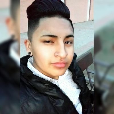 Profile Picture of Jonathan Emanuel (@jonathan_2016) on Twitter