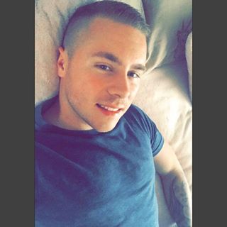 Profile Picture of Darren Friend (@darrenfriend1990) on Facebook