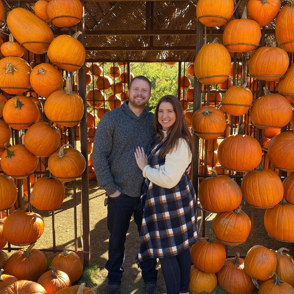 Profile Picture of Michael Kimball (@cyrislive) on Poshmark