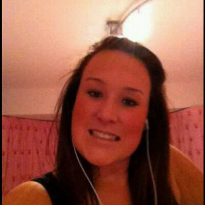 Profile Picture of Charlotte Hurd (@churd19) on Twitter