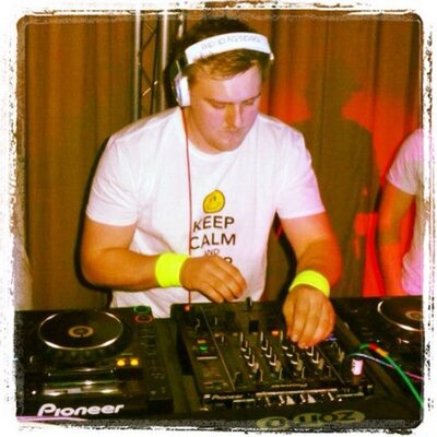 Profile Picture of Andrew Cox (@Third_Method) on Twitter