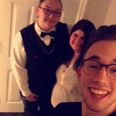 Profile Picture of Julia Cosgrove (@JuliaCosgrove3) on Twitter