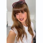 Profile Picture of Holly Warren (@hollydenisew) on Instagram