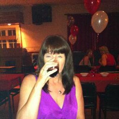 Profile Picture of Donna Hogg (@donnahogg2) on Twitter