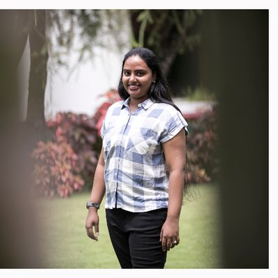 Profile Picture of NISHA UDAYSHANKAR (@nishaudays) on Twitter