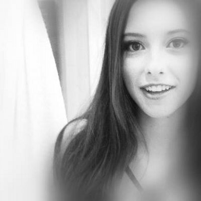 Profile Picture of Lara June (@LaraJune92) on Twitter