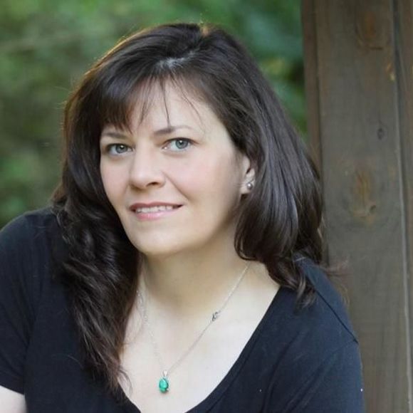 Profile Picture of Tracy Fredell (@tracy12131970) on Poshmark