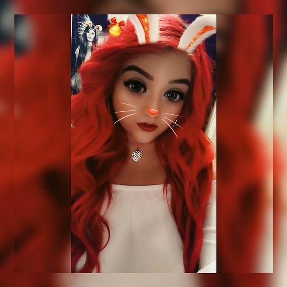 Profile Picture of Mayra Alvarez (@mayra_94) on Poshmark