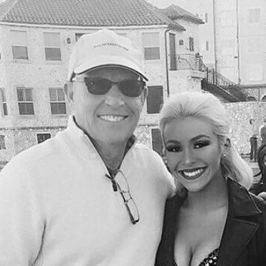 Profile Picture of Logan (@loganmorrison6) on Twitter