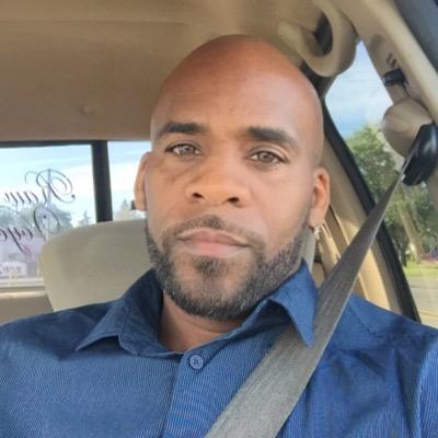 Profile Picture of Mike From Raw Voyces (@MikeJ_RawVoyces) on Twitter