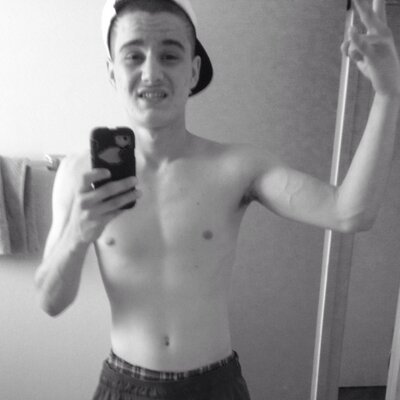 Profile Picture of David Mcswain (@davidscott___) on Twitter