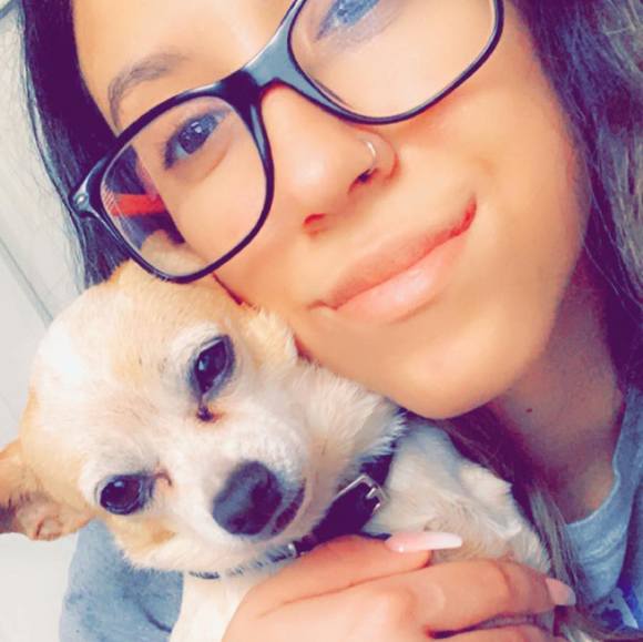 Profile Picture of Brianna Navarro (@briannanavarroo) on Poshmark