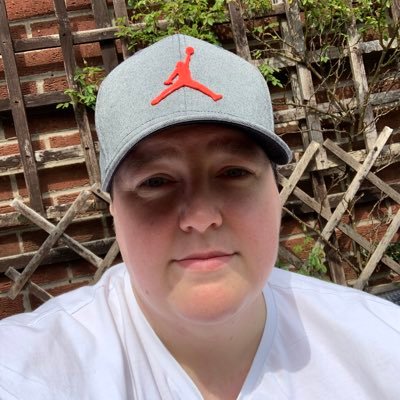 Profile Picture of Emma Jones (@emmajones2324) on Twitter