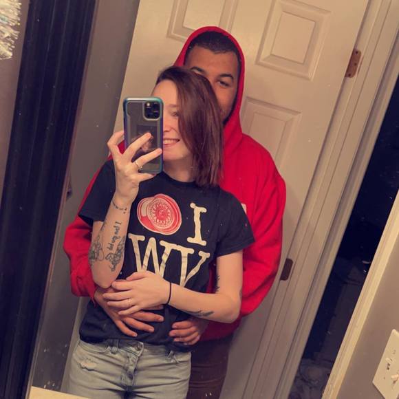 Profile Picture of Daniel Bazzano (@bazzanodan) on Poshmark