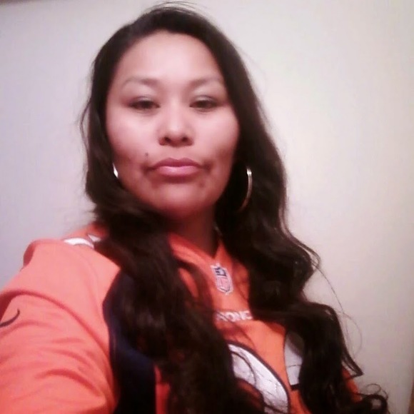 Profile Picture of Cheralyn Hascon (@mrshascon) on Poshmark