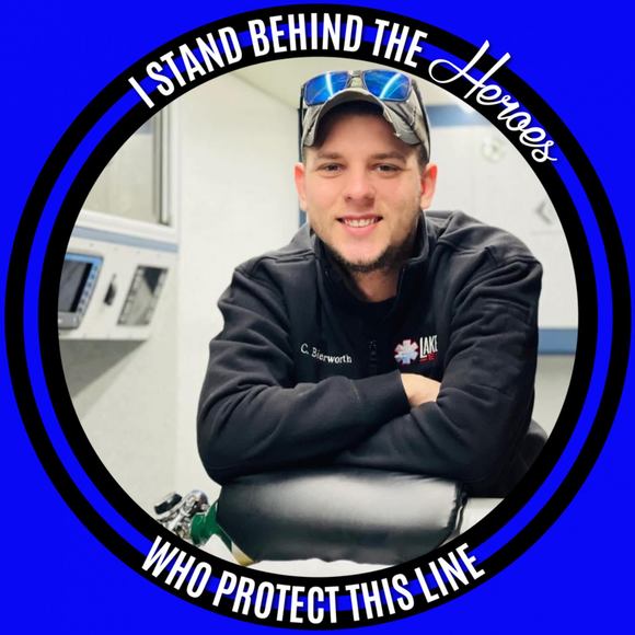 Profile Picture of Chris Matthew (@cbierworth) on Poshmark