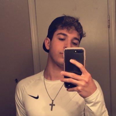 Profile Picture of Chris Galindo (@chrisgalindo333) on Twitter