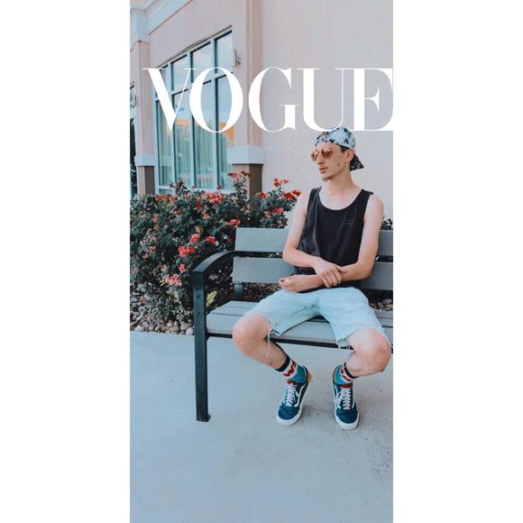 Profile Picture of Ryan Rutledge (@lawl_ryan) on Poshmark