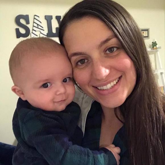 Christina Palmisano - Poshmark Profile Picture of Christina Palmisano (@christinapalm) on Poshmark