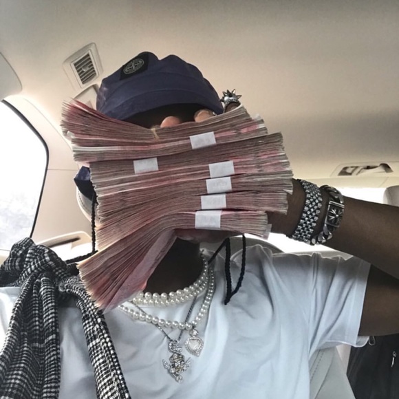 Profile Picture of Mohamed Khalafalla (@_1mizzymoe) on Poshmark