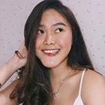 Profile Picture of corry (@greenteaxlattee) on Instagram