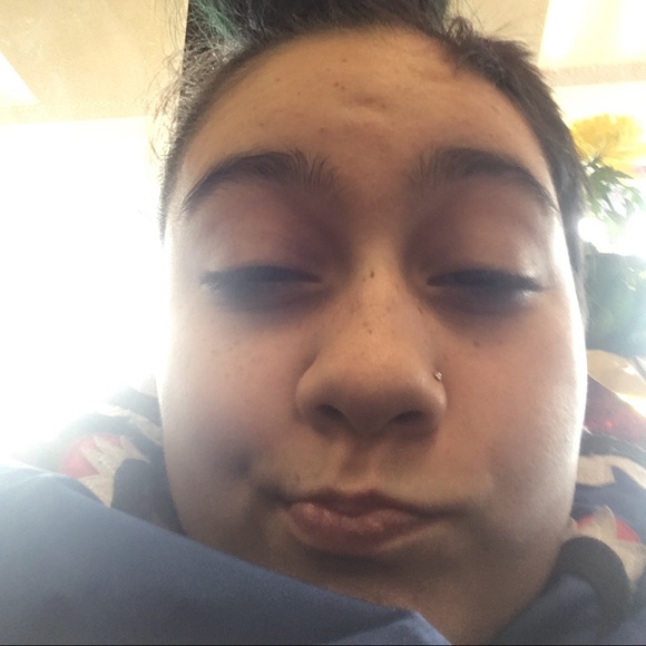 Profile Picture of Tatyana Conward (@tatycon13) on Poshmark