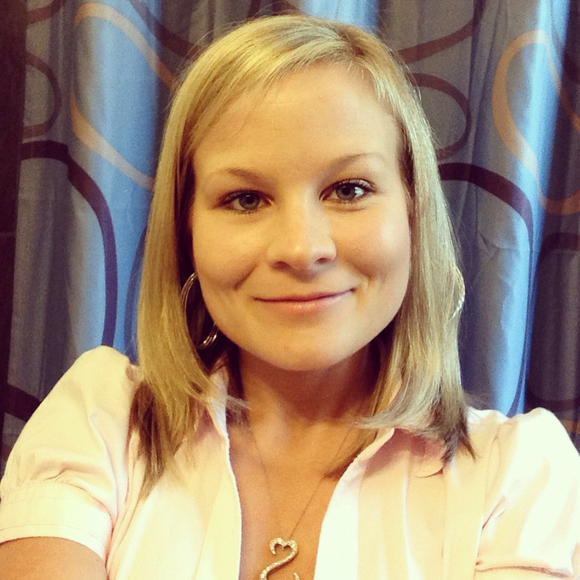 Profile Picture of Hannah Ulmer (@hulmer) on Poshmark