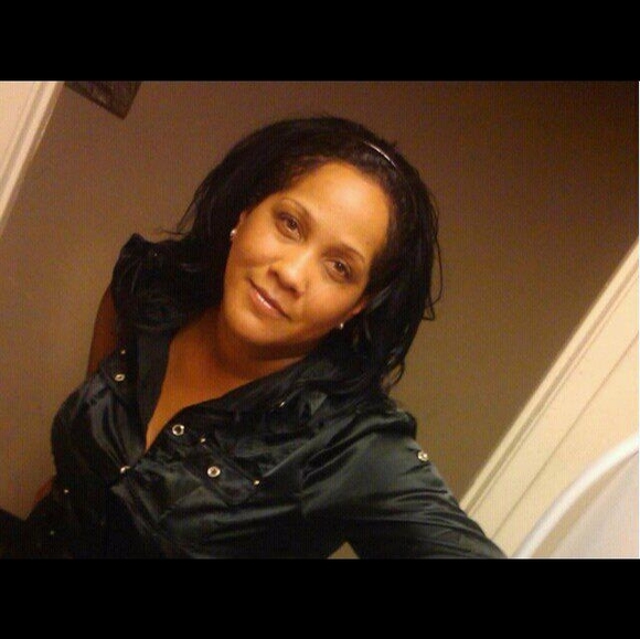 Profile Picture of Donna Loadholt (@donnaloadholt) on Poshmark