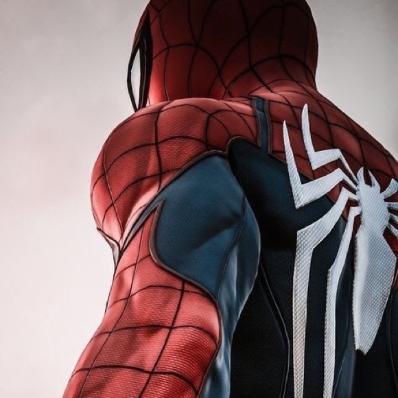 Profile Picture of Kevin Fredo (@sw3r01997) on Poshmark