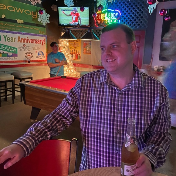 Profile Picture of Jason Beattie (@musicjunkie33) on Poshmark