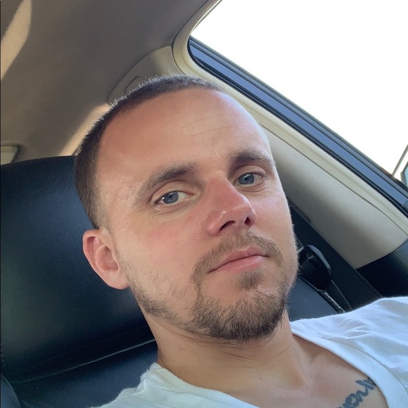 Profile Picture of Adam Musard (@cap2003) on Poshmark