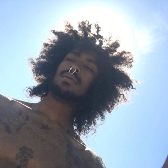 Profile Picture of Shaun Kooliingit (@rasm0n) on Poshmark