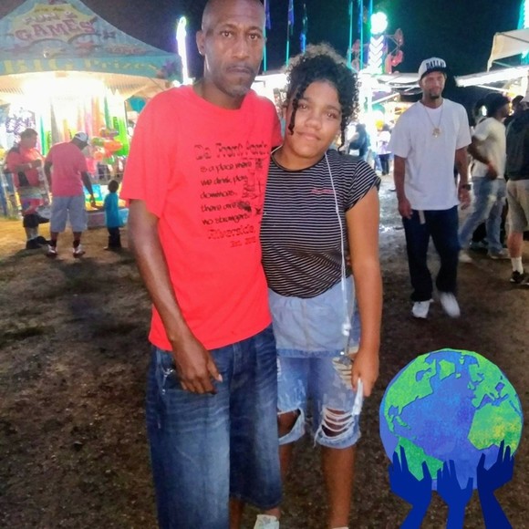 Profile Picture of Carl Andrews (@carlandrews) on Poshmark