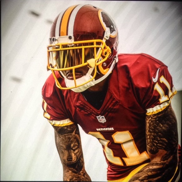 Profile Picture of Jay Levister (@icycontroller) on Poshmark