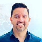 Profile Picture of ROBERTHO RUIZ 👑 Mentor y líder en negocios 🦈 (@roberthoruiz) on Instagram