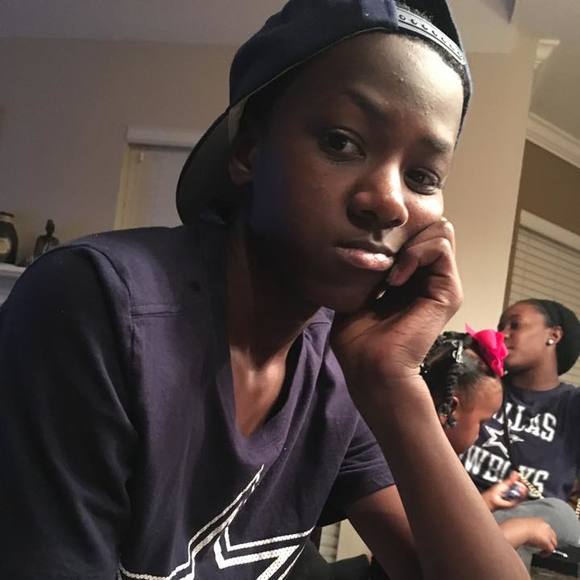 Profile Picture of Carl Collins (@carl_collins) on Poshmark