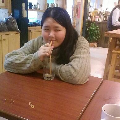 Profile Picture of Alice Chao (@aliceshowlo0201) on Twitter