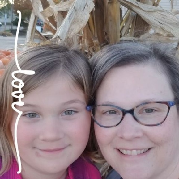 Profile Picture of Mary beth Boyd (@nineboyd) on Poshmark