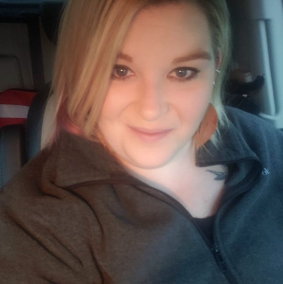 Profile Picture of Flynt Kohn (@walkbyfaithfk) on Poshmark