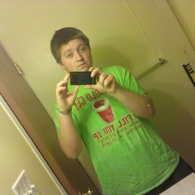 Profile Picture of Logan Dey-Harter (@DeyHarter) on Twitter