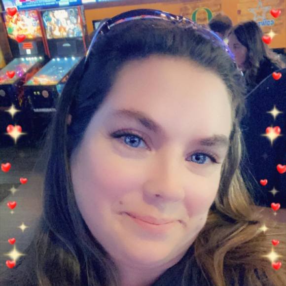 Profile Picture of Alison Accardi loudermilk (@aloudermilk) on Poshmark