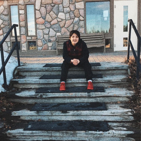 Profile Picture of Seanna Fontaine (@seannafontaine) on Poshmark