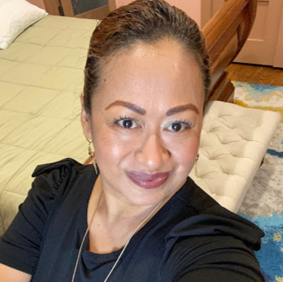 Profile Picture of Rosa Cano (@rosyaug73) on Poshmark