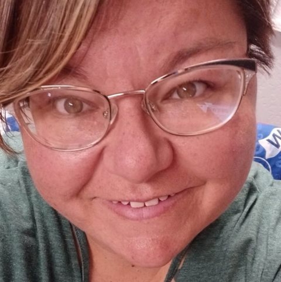 Profile Picture of Jennifer Harnish (@harnishwife7) on Poshmark